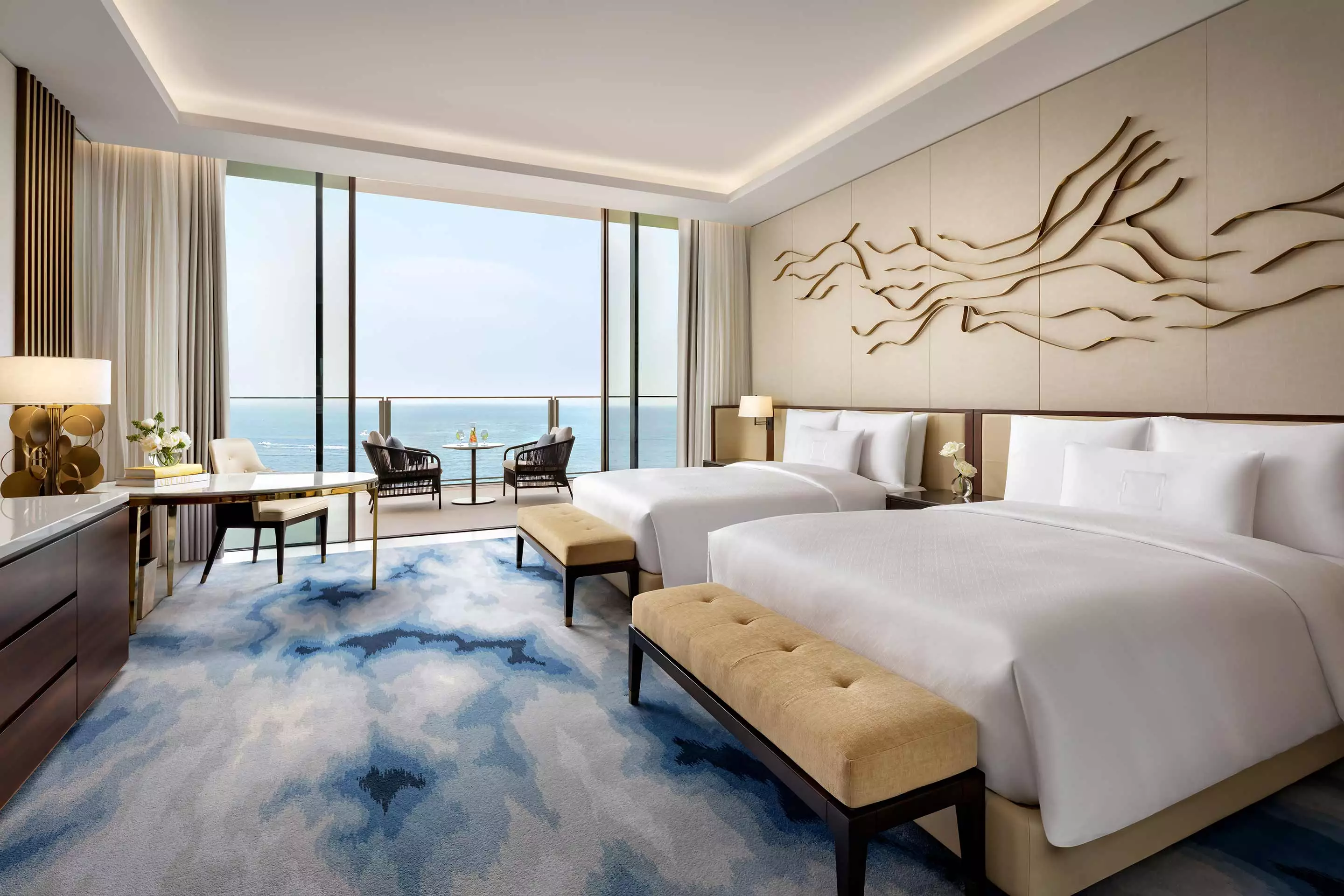 Atlantis The Royal — Seascape Queen — bedroom